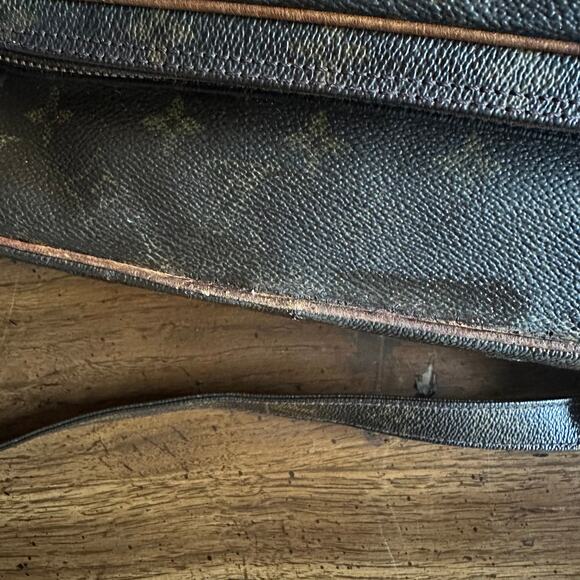 Vintage Louis Vuitton 2000 Monogram Nile Shoulder Bag - Picture 13 of 16